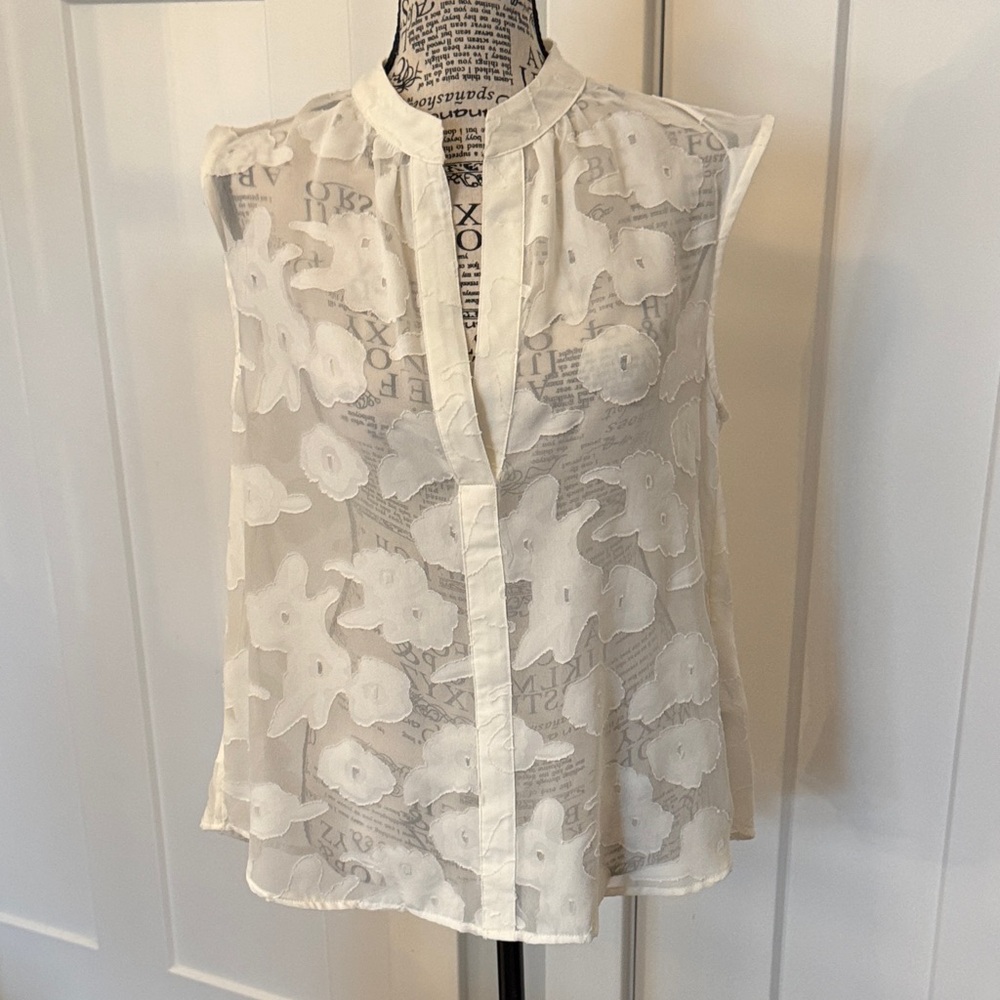 H&M White Sheer Sleeveless Floral Appliqué Top